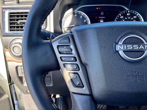 Used 2023 Nissan Titan Platinum Reserve w/ Moonroof Package image 19