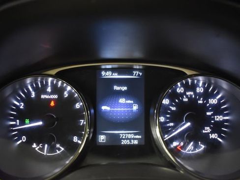Used 2014 Nissan Rogue SV AWD/4WD image 24