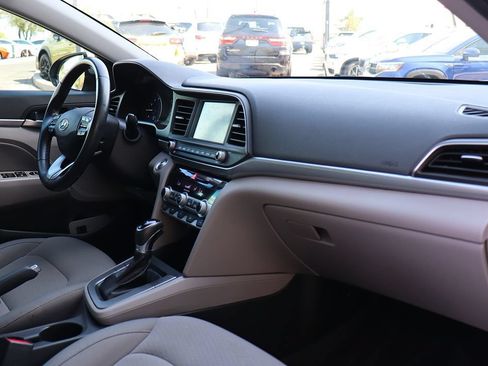 Used 2020 Hyundai Elantra Value Edition w/ Cargo Package (C1) FWD image 35