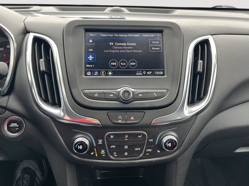 Used 2023 Chevrolet Equinox LT image 33