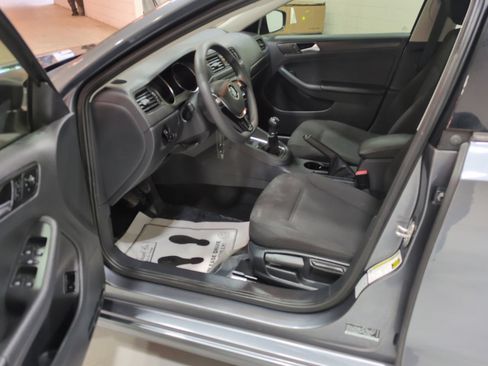 Used 2016 Volkswagen Jetta S FWD image 15