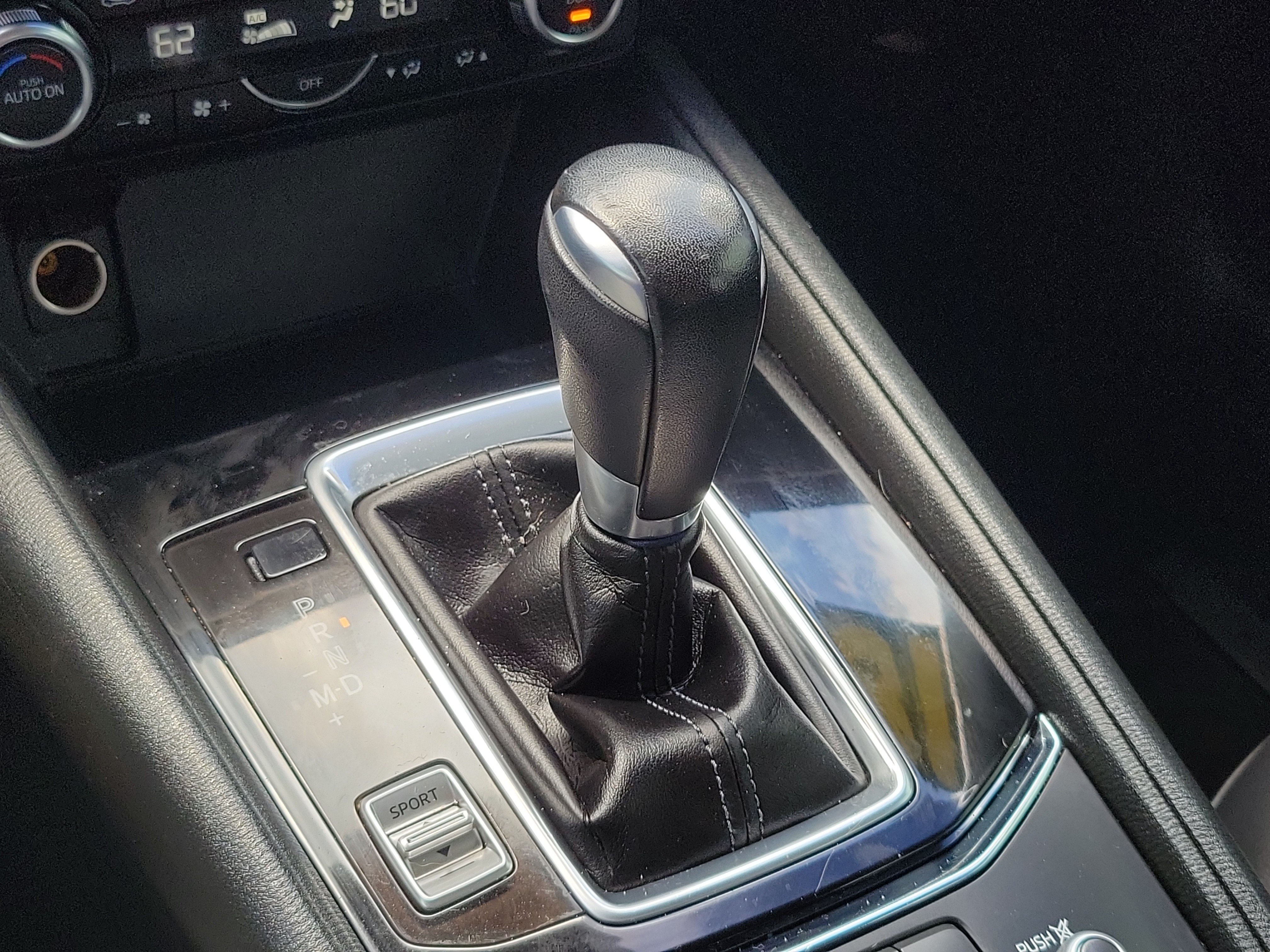 Used 2018 MAZDA CX-5 Touring w/ Preferred Equipment Package FWD image 26