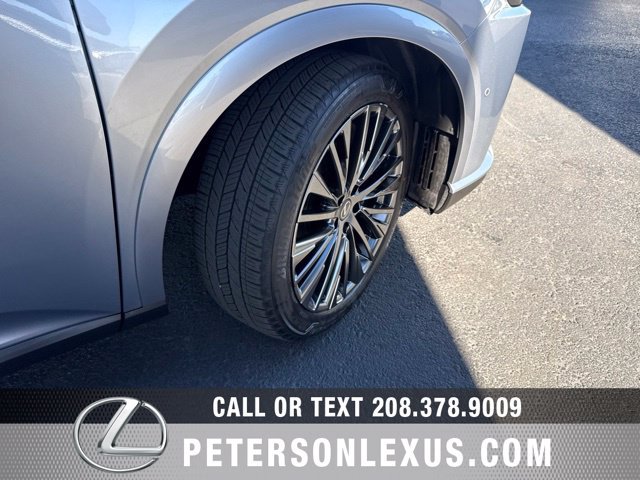 Used 2026 Lexus RX 450h AWD w/ Convenience Package image 11