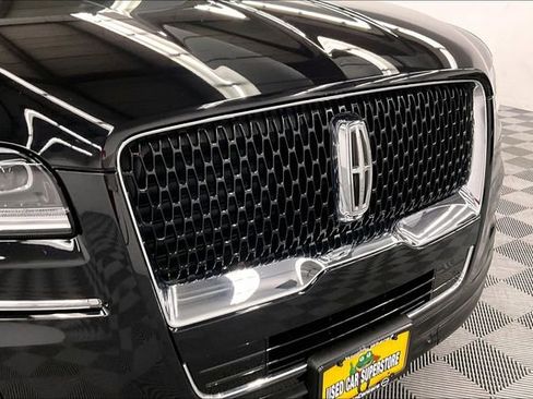 Used 2023 Lincoln Navigator L Reserve w/ Equipment Group 201A image 32