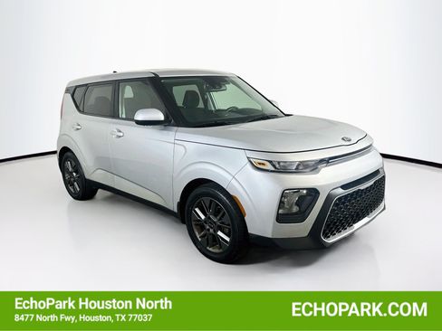 Used 2021 Kia Soul S FWD image 1
