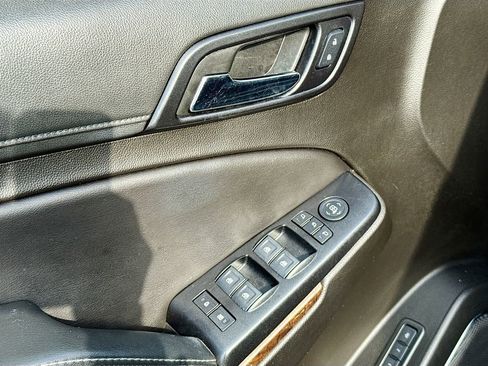 Used 2020 Chevrolet Tahoe LT w/ Luxury Package image 18