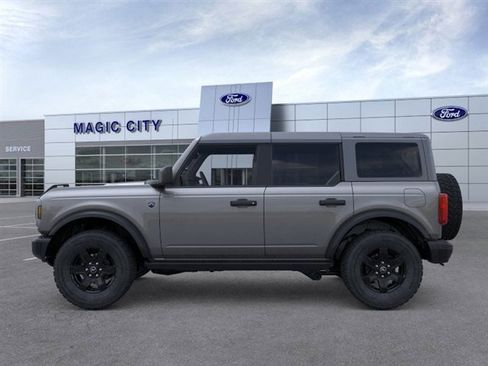 New 2025 Ford Bronco Big Bend w/ Black Diamond Package image 3