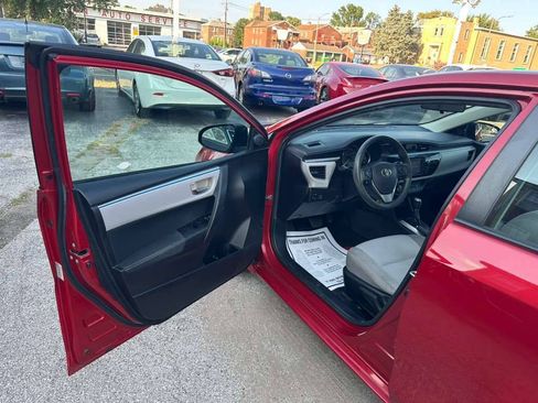 Used 2016 Toyota Corolla LE FWD image 10