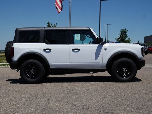 New 2026 Ford Bronco Big Bend w/ Black Diamond Package AWD/4WD image 6