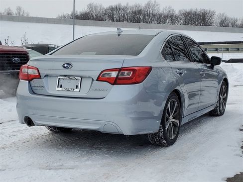 Used 2016 Subaru Legacy 2.5i Limited image 3