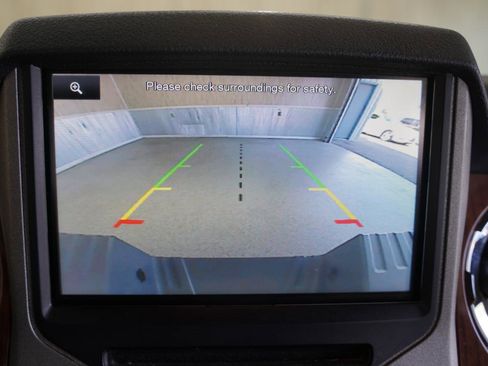 Used 2016 Ford F250 King Ranch w/ FX4 Off-Road Package AWD/4WD image 19