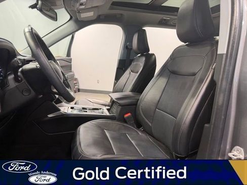 Certified 2023 Ford Explorer Limited w/ Limited Technology Package AWD/4WD image 18