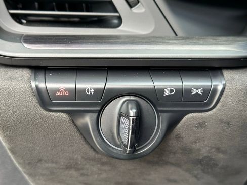 Used 2022 Porsche 911 GT3 image 31