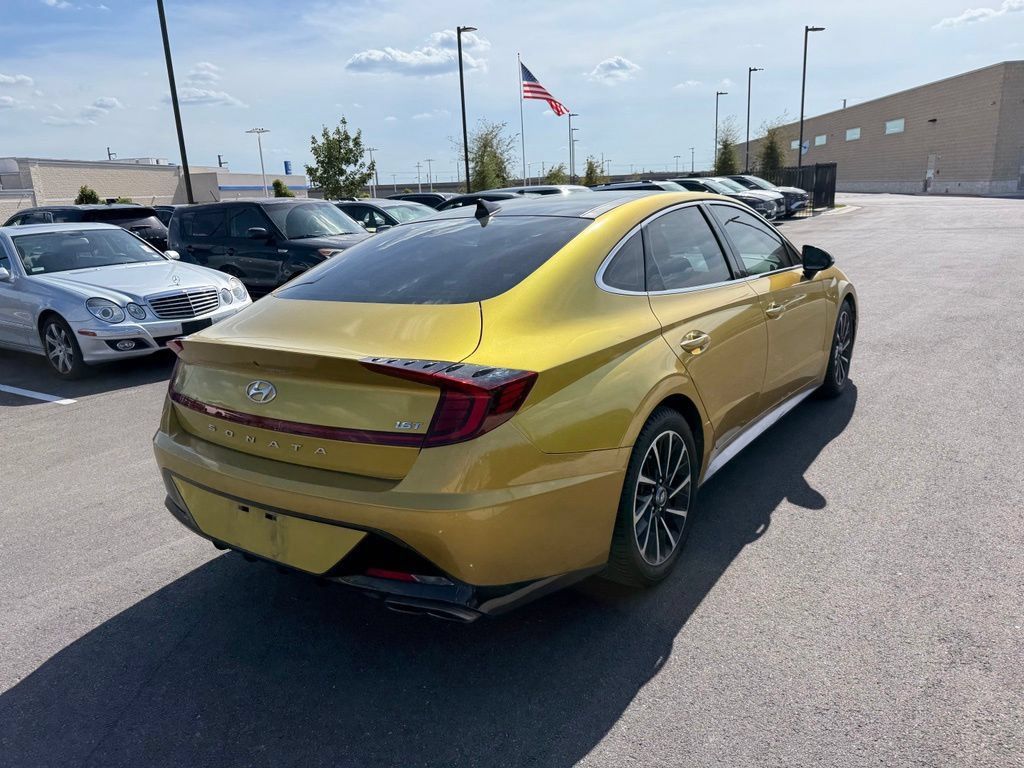 Used 2020 Hyundai Sonata SEL Plus w/ Tech Package FWD image 2