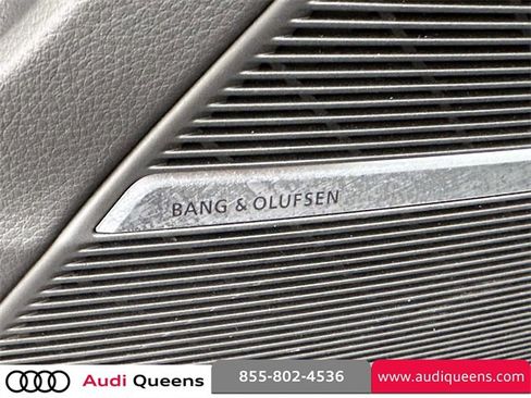 Used 2023 Audi Q8 Premium Plus w/ Premium Plus Package image 21