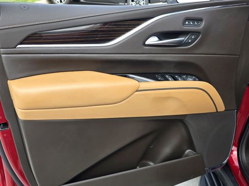 Certified 2023 Cadillac Escalade Premium Luxury RWD image 22