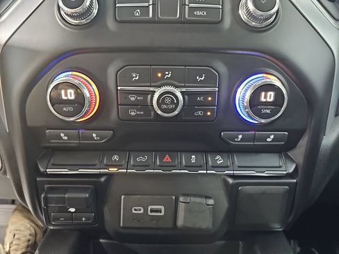 Used 2019 GMC Sierra 1500 Elevation w/ Elevation Value Package AWD/4WD image 25