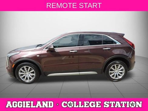 Used 2022 Cadillac XT4 Premium Luxury w/ Technology Package FWD image 7