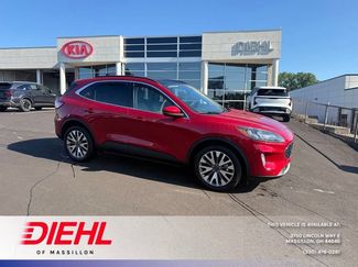 Used 2020 Ford Escape Titanium AWD/4WD video 1