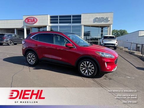 Used 2020 Ford Escape Titanium AWD/4WD image 1