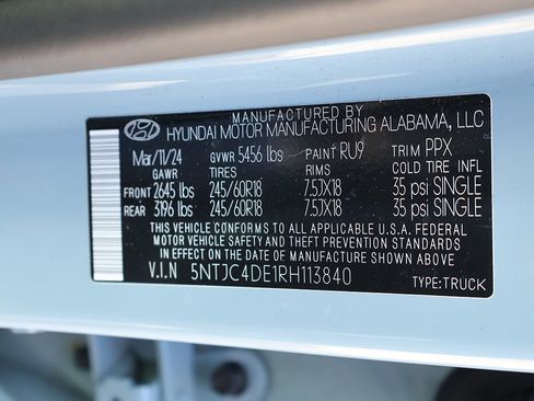 Used 2024 Hyundai Santa Cruz SEL w/ Activity Package image 51