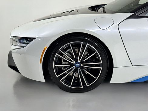 Used 2019 BMW i8 Roadster AWD/4WD image 36