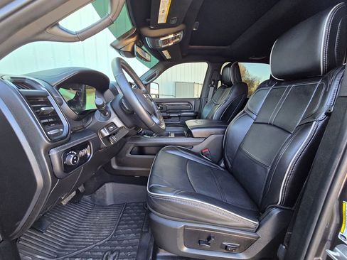 Used 2024 RAM 2500 Limited image 14