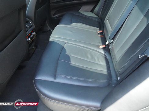 Used 2016 BMW X5 M image 24