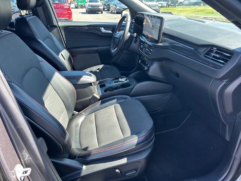 Used 2023 Ford Escape ST-Line Select w/ Tech Pack #2 AWD/4WD image 17