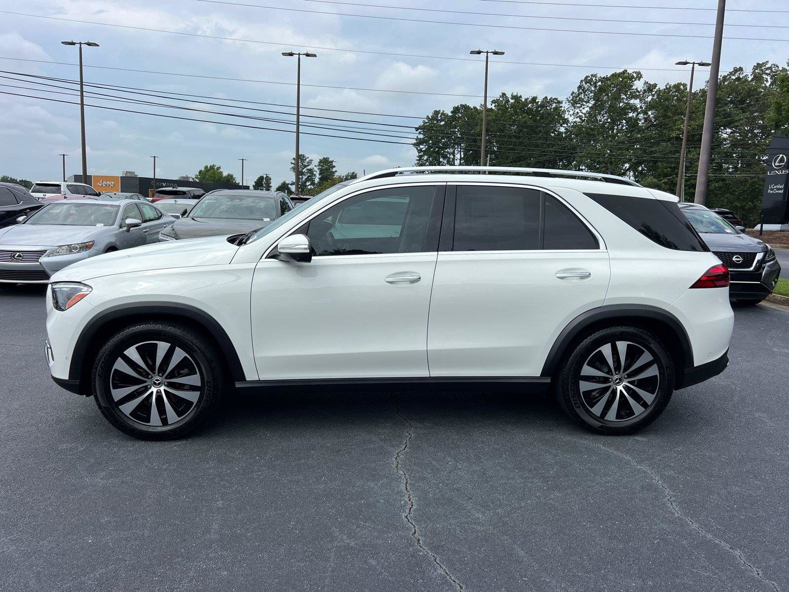 Used 2025 Mercedes-Benz GLE 350 4MATIC image 8