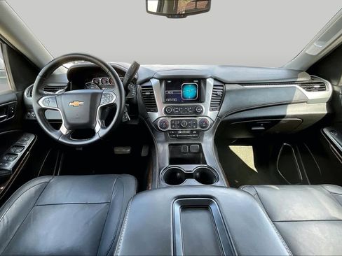 Used 2016 Chevrolet Suburban LS RWD image 15