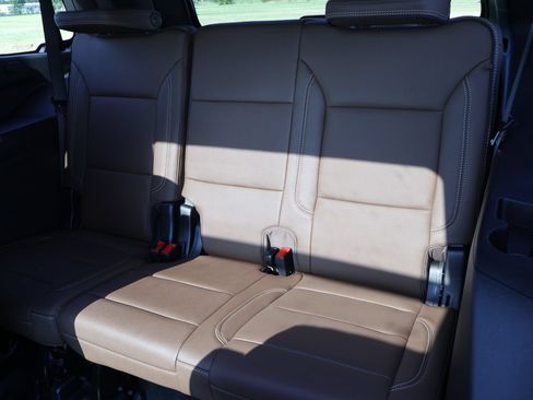 New 2026 Chevrolet Tahoe High Country AWD/4WD image 7
