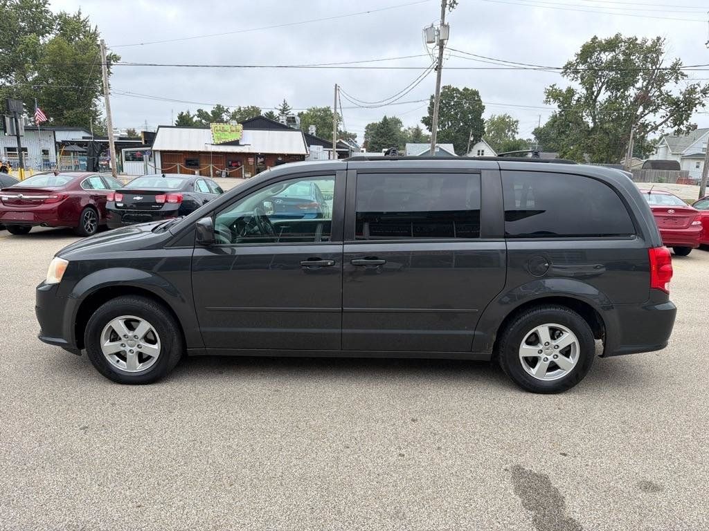 Used 2012 Dodge Grand Caravan SXT FWD image 5