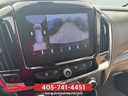 Used 2021 Chevrolet Traverse RS FWD image 32