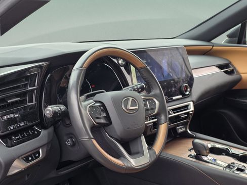 Certified 2024 Lexus RX 350 Premium Plus image 10