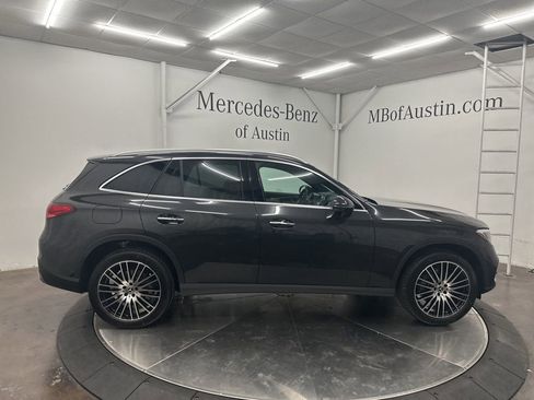 New 2026 Mercedes-Benz GLC 300 image 8