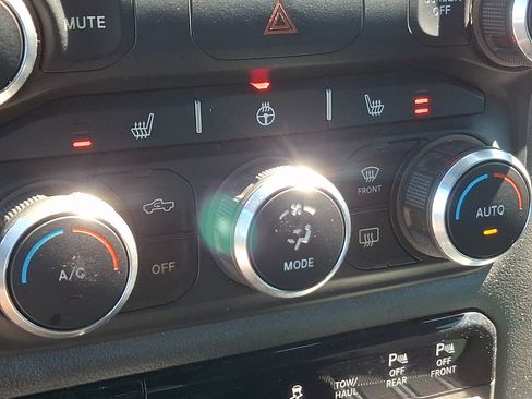 Used 2021 RAM 1500 Big Horn AWD/4WD image 24