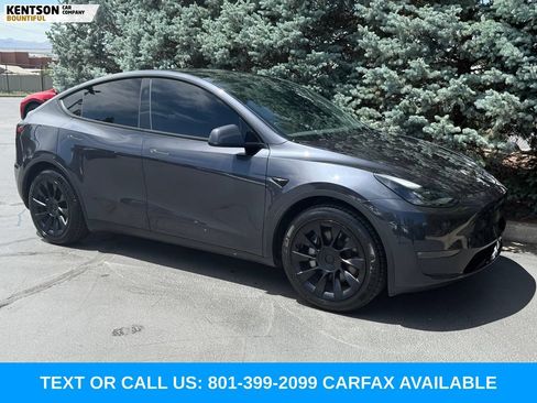 Used 2024 Tesla Model Y Long Range AWD/4WD image 12