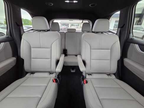 New 2026 GMC Acadia Elevation w/ Elevation Premium Package FWD image 30