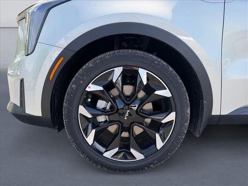 New 2026 Kia Sorento EX FWD image 9