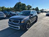 Used 2025 Kia Telluride S image 2