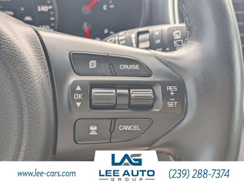 Used 2017 Kia Sorento SX image 24