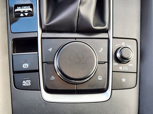 Certified 2025 MAZDA CX-50 AWD 2.5 S w/ Premium Package image 22