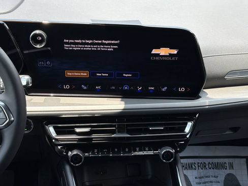 New 2026 Chevrolet Traverse LT w/ Midnight/Sport Edition FWD image 4