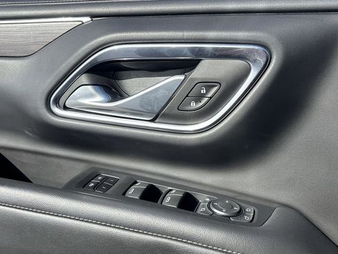 Used 2023 Chevrolet Tahoe LT w/ Luxury Package image 23