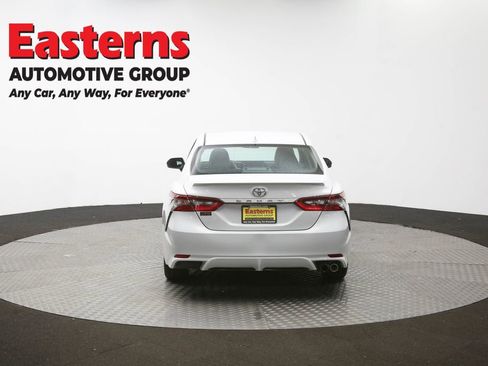 Used 2024 Toyota Camry SE image 37