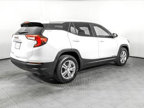 Used 2022 GMC Terrain SLE FWD image 8