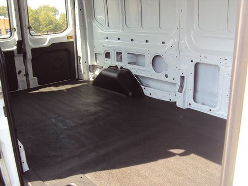 Used 2023 Ford Transit 250 148 High Roof RWD image 16