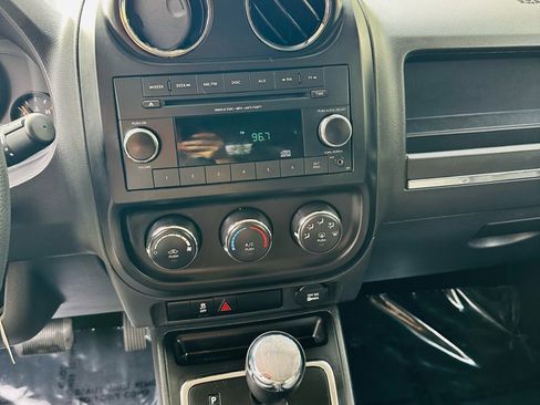 Used 2015 Jeep Patriot Sport w/ Power Value Group image 14