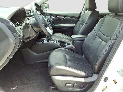 Used 2020 Nissan Rogue SL AWD/4WD image 4